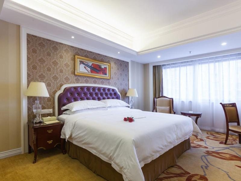 Vienna International Hotel Nanning Zoo Exterior photo