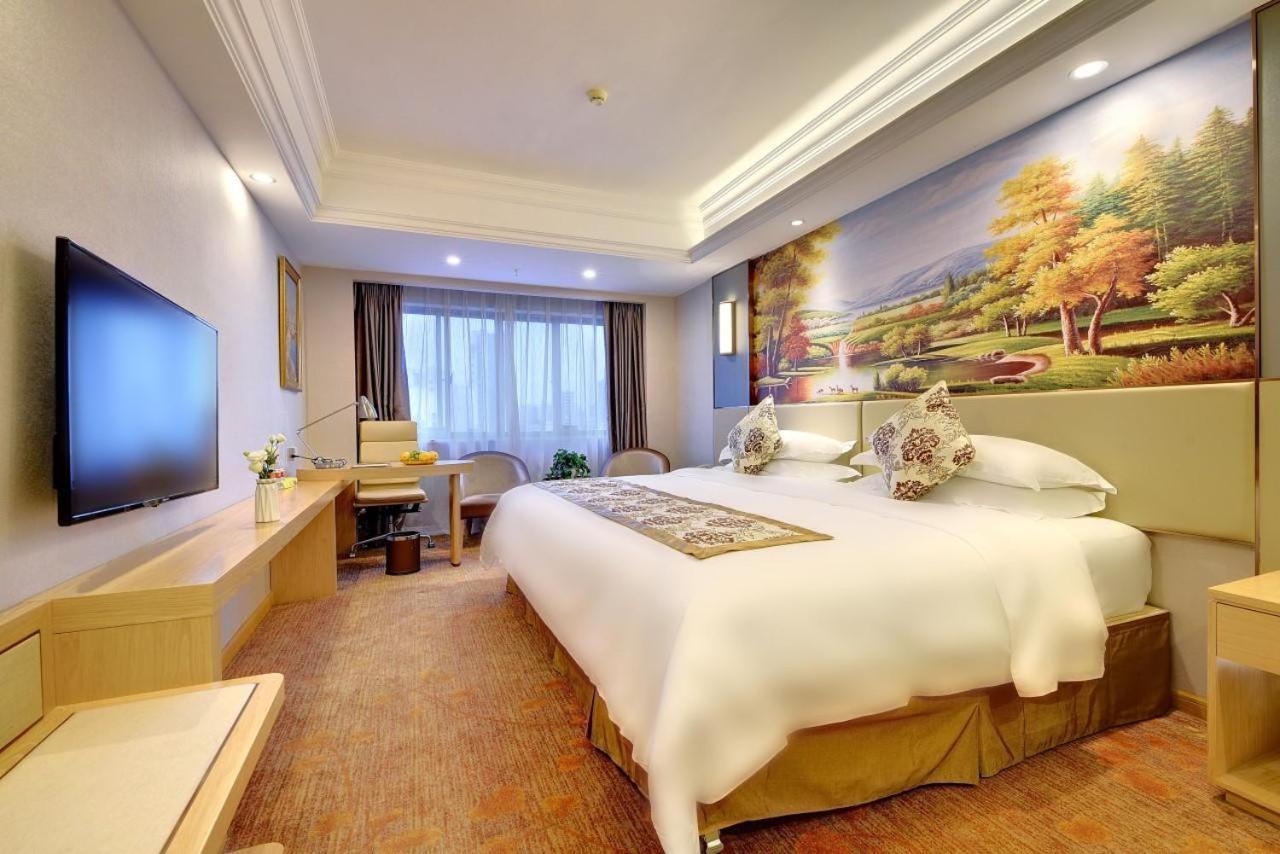 Vienna International Hotel Nanning Zoo Exterior photo